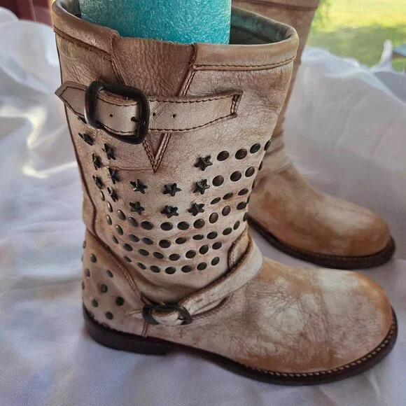 BedStu Whacky II Studded Cream & Tan Leather Boots, EU 39, best for US 8.5 - 9 - Picture 2 of 5